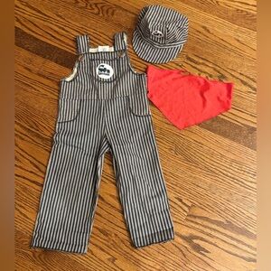 24M-2T Train Conductor Costume